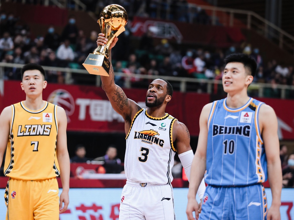 水晶宫坚信仅利物浦或一月报价，拜仁皇马巴萨紧盯不放